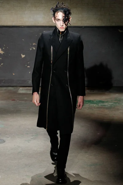 Look 26
